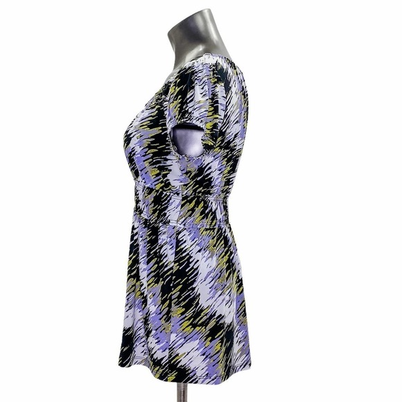 WORTHINGTON Stretch Abstract Short Sleeve Blouse - Picture 3 of 11